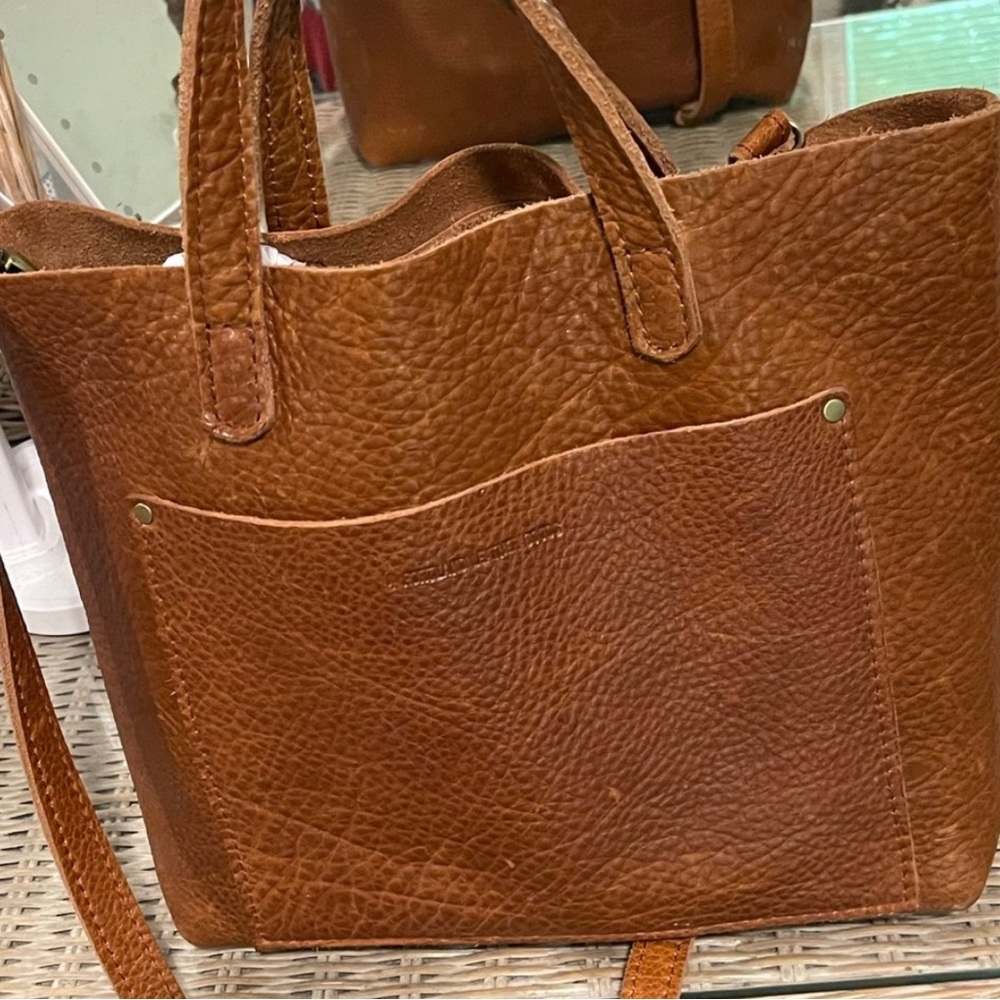 Portland Leather goods medium crossbody